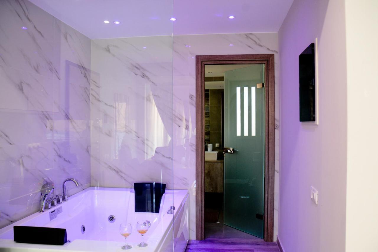 Dafni Luxury Suites أثينا المظهر الخارجي الصورة